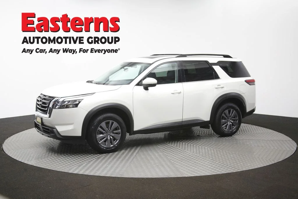 Used 2023 White Nissan SV image 60