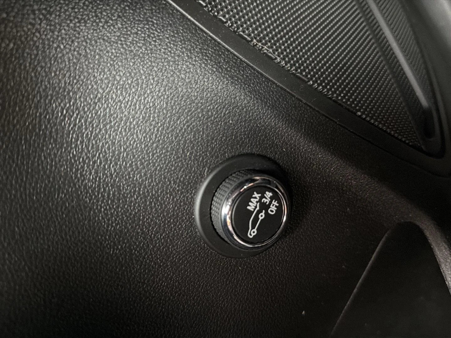 Used 2022 Ebony Twilight Metallic Buick Preferred image 23