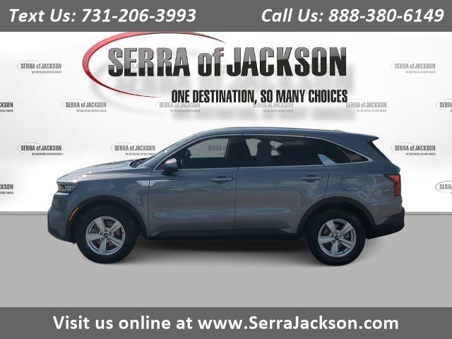 Pre-Owned 2022 Kia Sorento LX Front Wheel Drive SUV