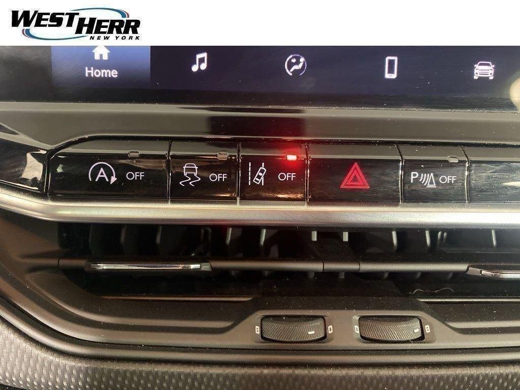 Used 2026 Hydro Blue Pearlcoat Jeep Limited Altitude image 5