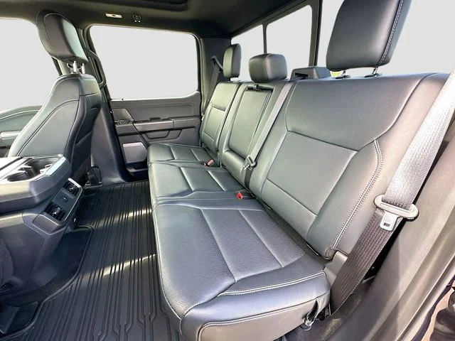 Used 2025 Black Ford Lariat image 24
