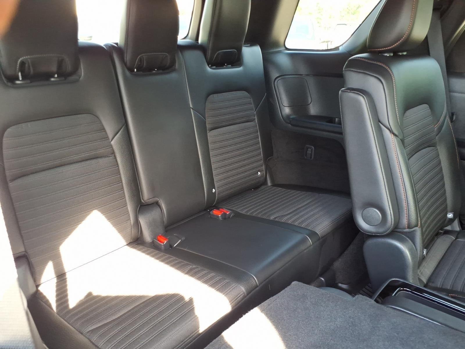 Used 2025 Gun Metallic Nissan Rock Creek image 26
