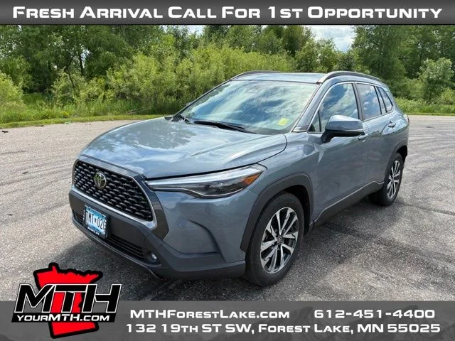 Used 2024 Blue Toyota XLE image 4