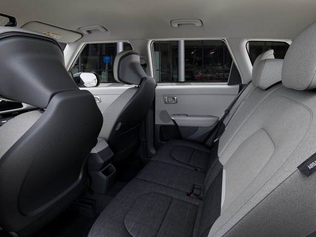 New 2027 Pale Gray Kia S image 18