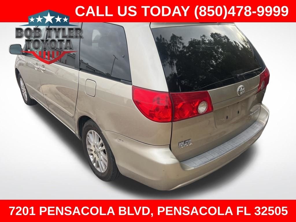 2007 Toyota Sienna XLE
