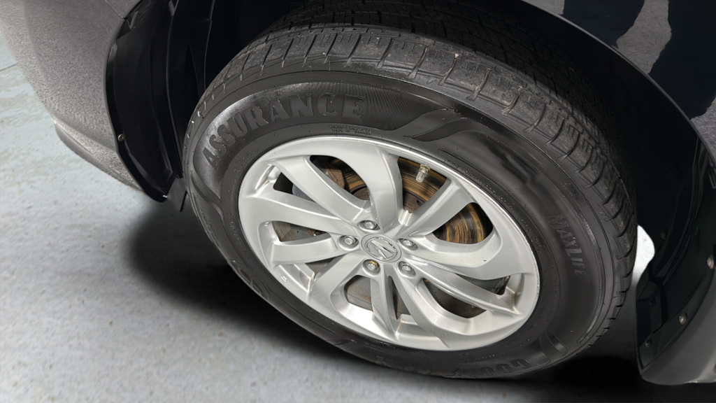 Used 2016 Black Acura Base image 10