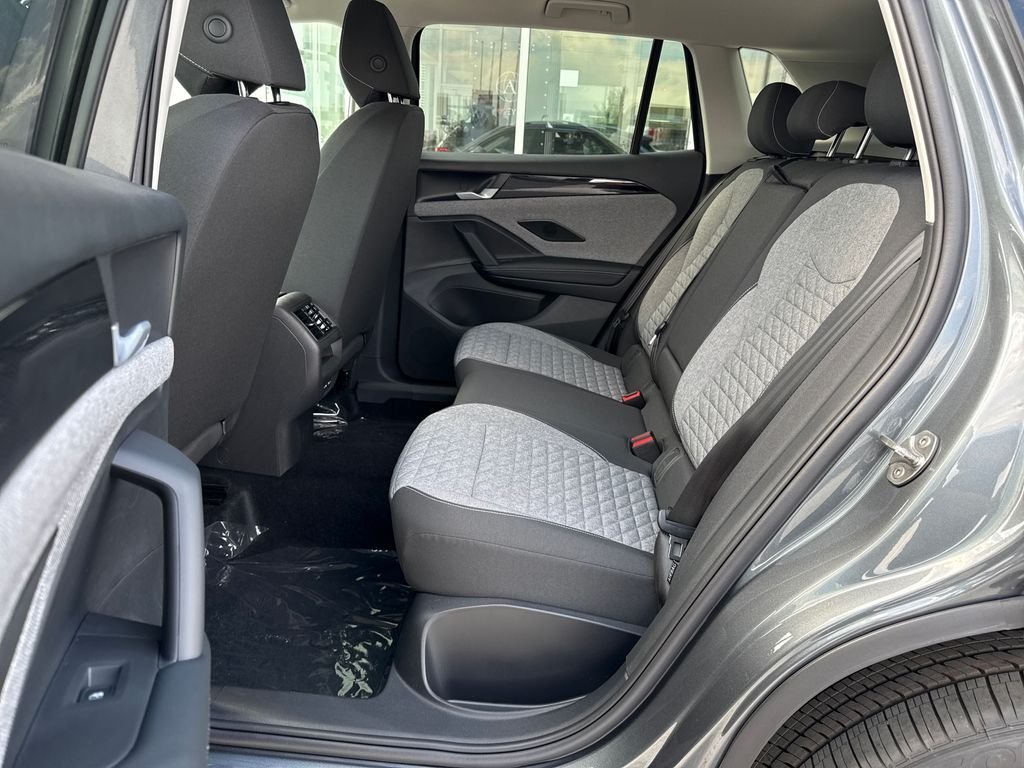 New 2026 Platinum Gray Metallic Volkswagen 2.0T S image 27