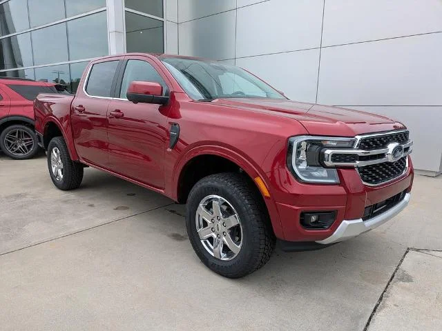 New 2026 Ruby Red Metallic Tinted Clearcoat Ford Lariat image 35