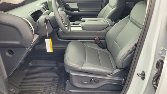 New 2026 Space Silver Metallic Ford Active image 17