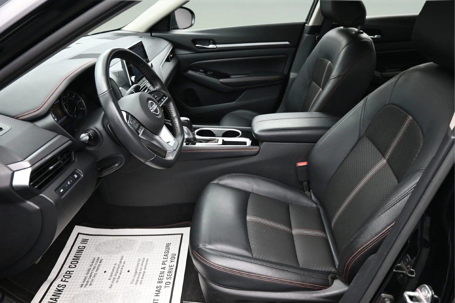 Used 2025 Black Nissan 2.5 SR image 9