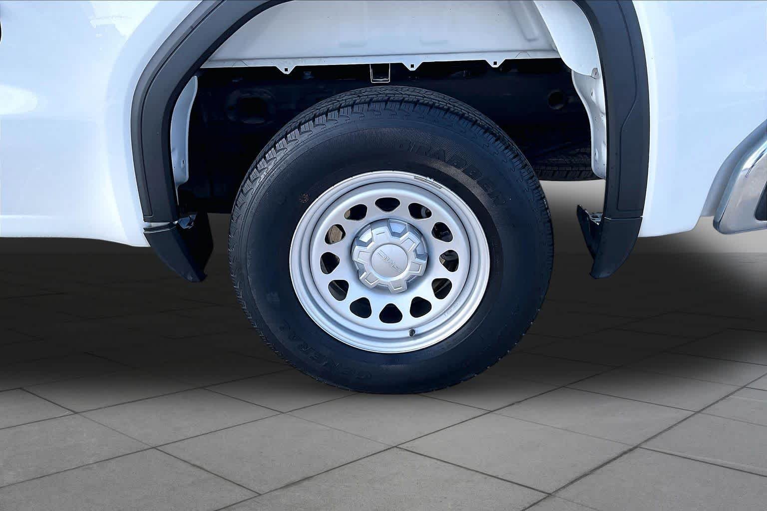2022 GMC Sierra 1500 Pro - Photo 10