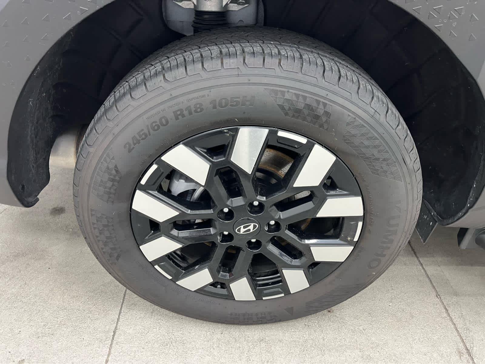 2025 Hyundai Santa Cruz SEL - Photo 9