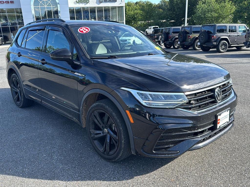 Used 2023 Deep Black Pearl Volkswagen SE R-Line Black image 1