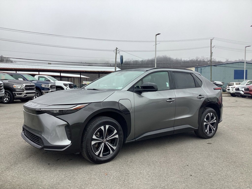 2025 Toyota bZ4X XLE