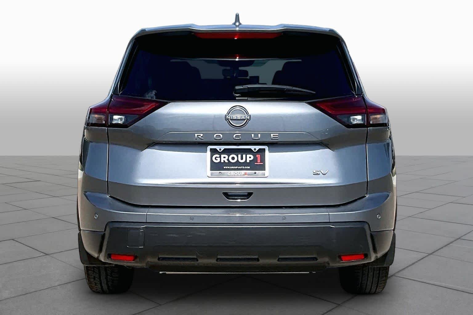 Used 2024 Gun Metallic Nissan SV image 4