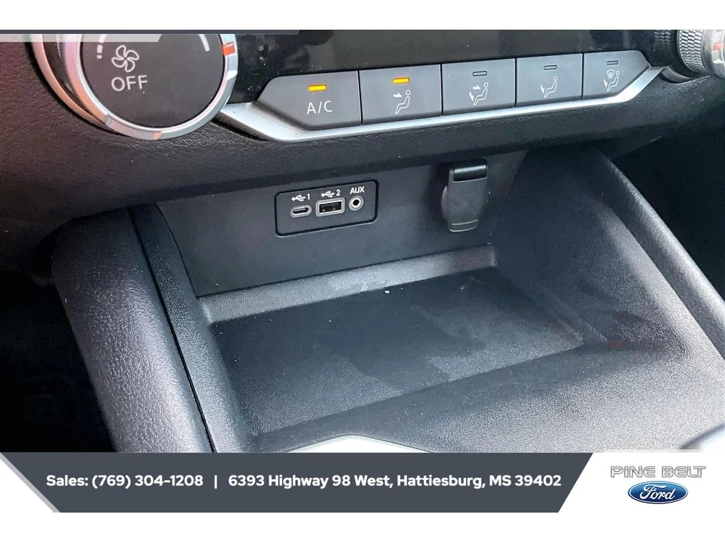 Used 2019 Super Black Nissan 2.5 S image 23
