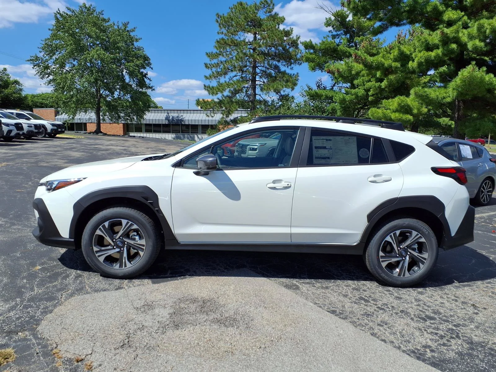 New 2026 CRYSTAL WHITE PEARL Subaru Premium image 19