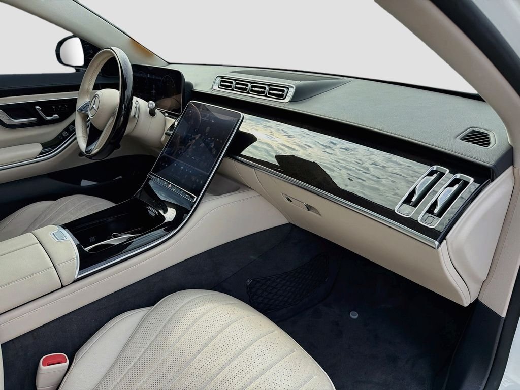 Certified Used 2023  Mercedes-Benz S 580 image 31
