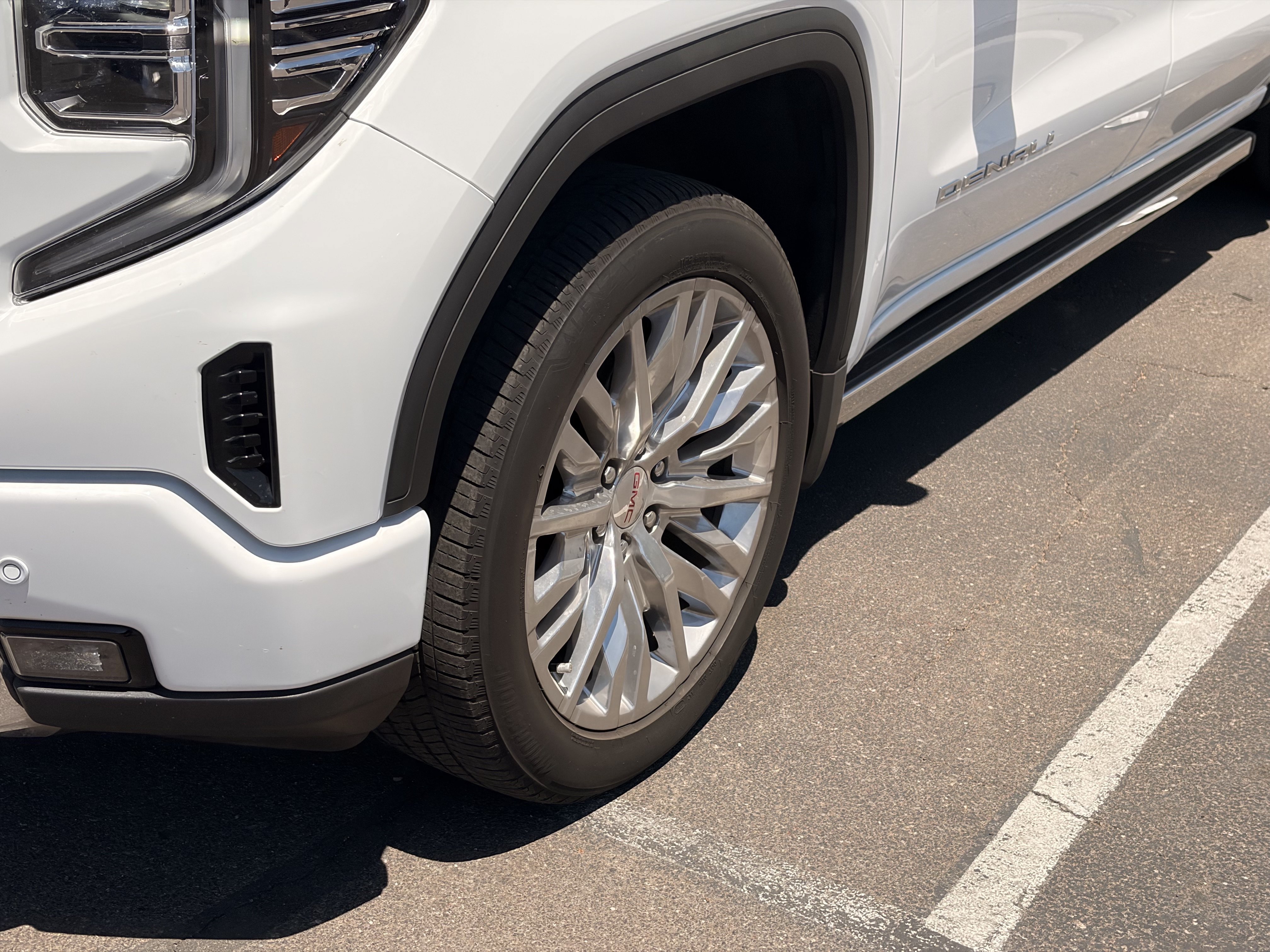 Used 2023 Summit White GMC Denali image 7