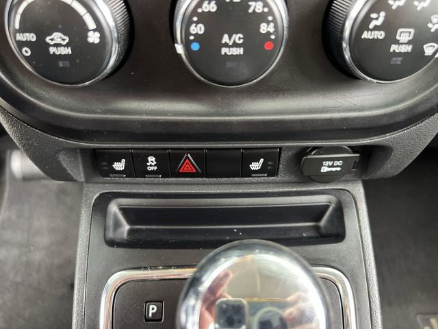 Used 2017 White Jeep High Altitude 4x4 image 29