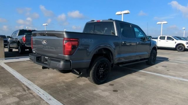 New 2026 Carbonized Gray Metallic Ford XLT image 94