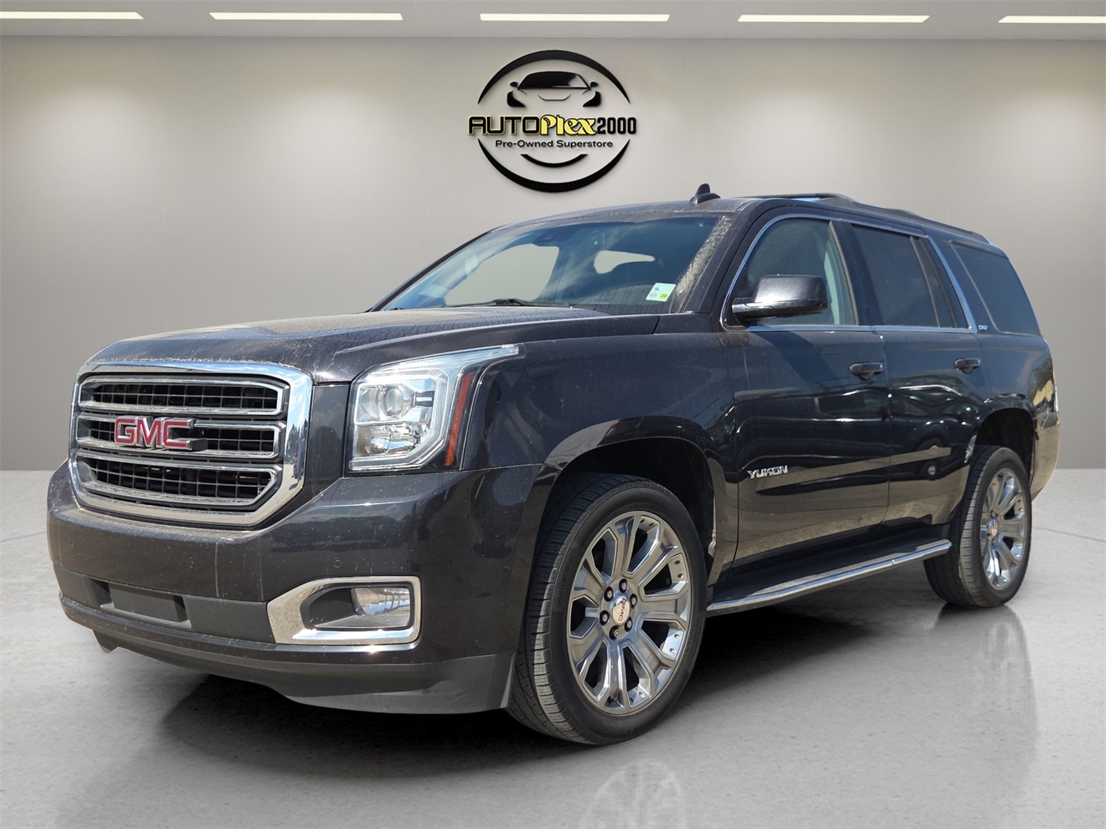 2020 Gmc Yukon SLT photo 3