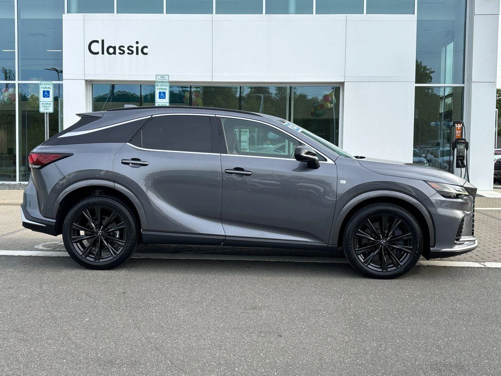 Used 2023 Nebula Gray Pearl Lexus RX 350 F SPORT Handling image 6