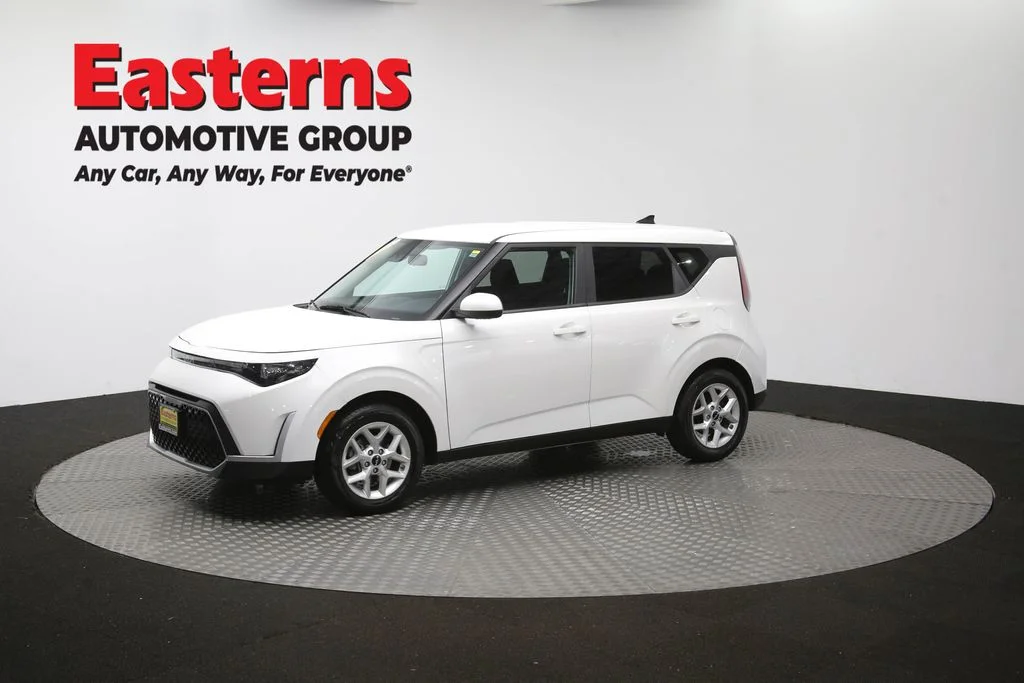 Used 2024 White Kia LX image 56