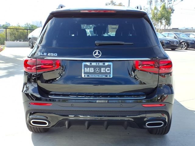 New 2026 Black Mercedes-Benz GLB 250 image 22
