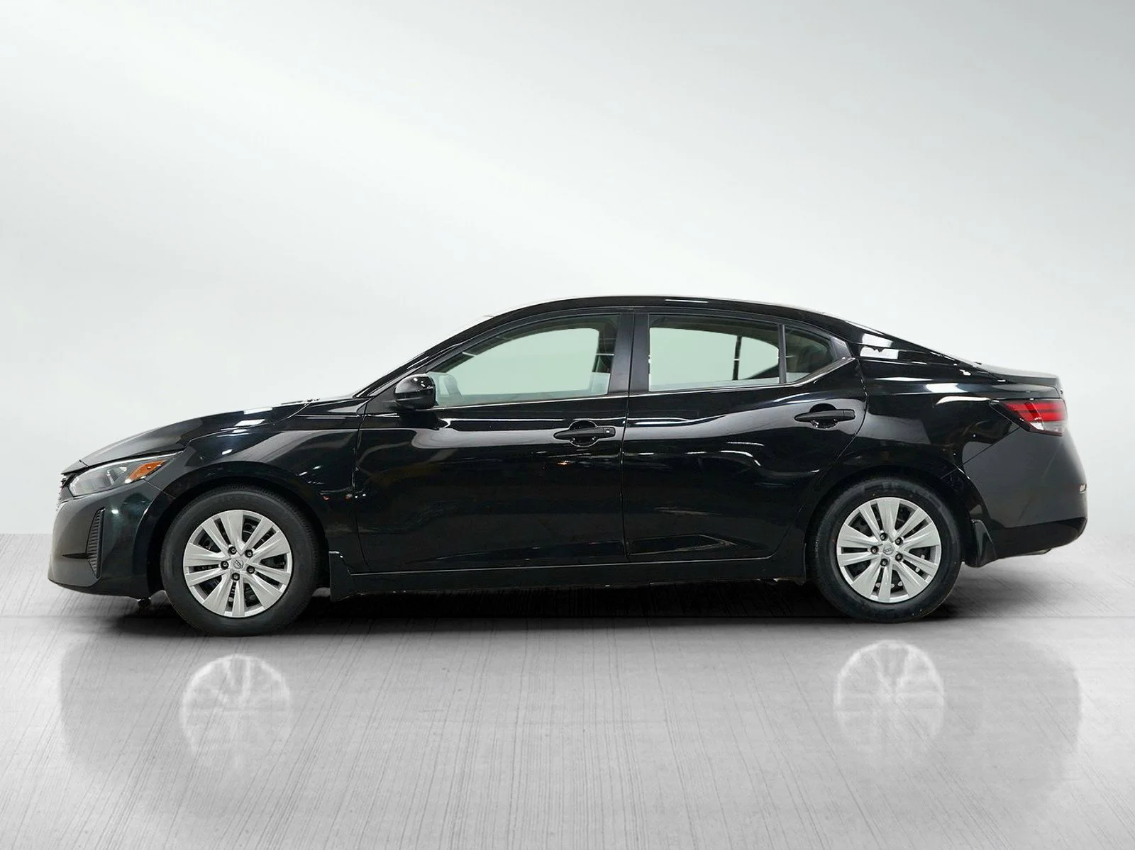 Used 2025 Nissan Sentra S with VIN 3N1AB8BV8SY218107 for sale in Minneapolis, Minnesota