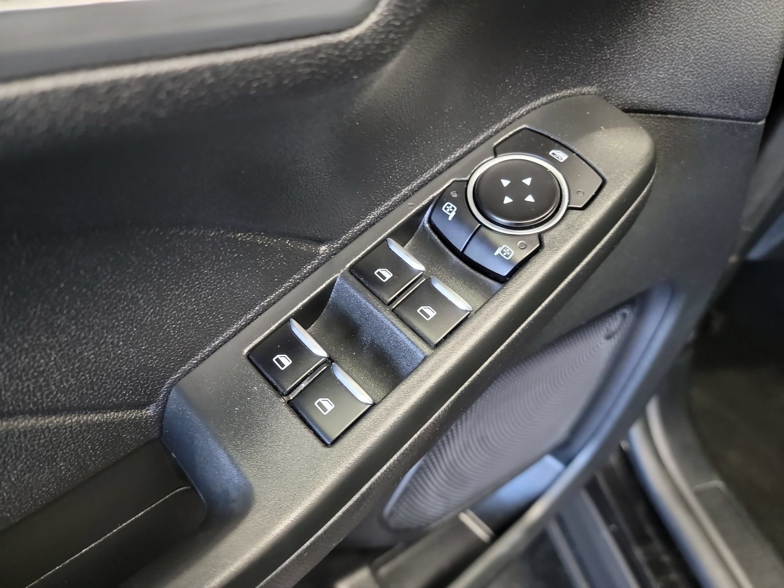 Used 2023 Black Metallic Ford Platinum image 13