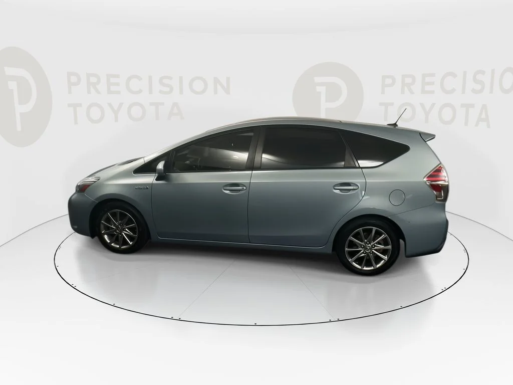 Used 2016 Sea Glass Pearl Toyota Five image 12