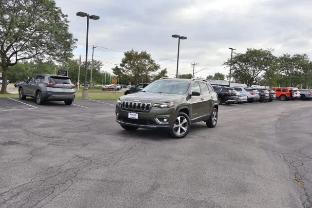 Used 2020 Green Jeep Limited image 2