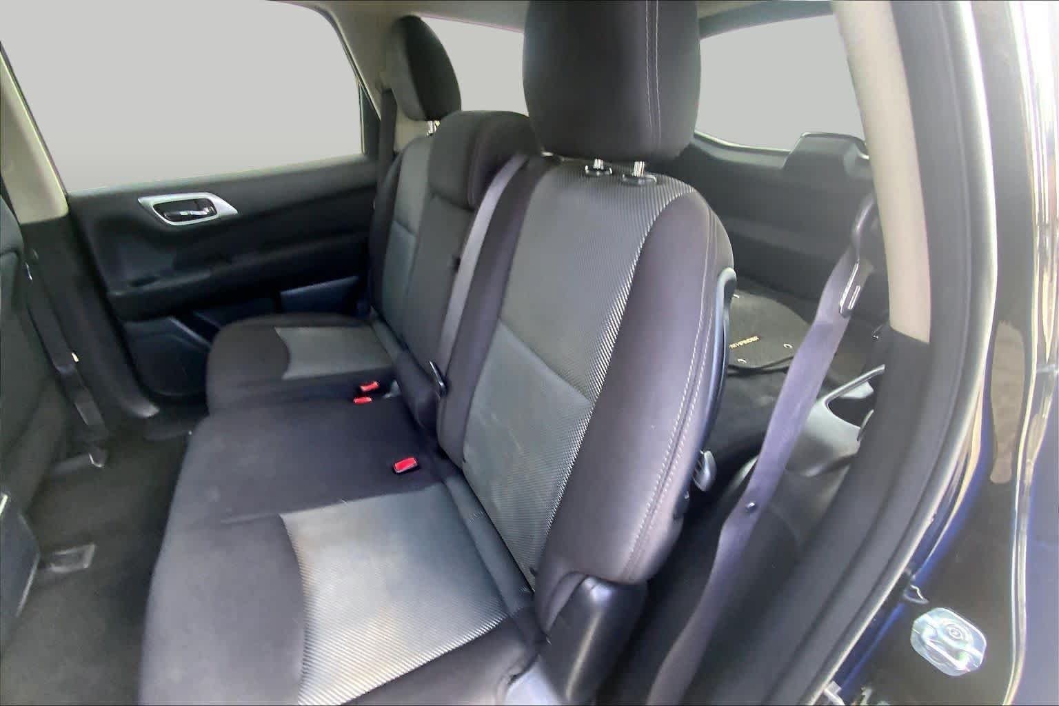 Used 2017 Magnetic Black Metallic Nissan SV image 20