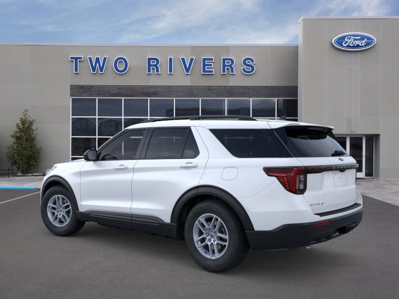 New 2026 Star White Metallic Tri-Coat Ford Active image 4