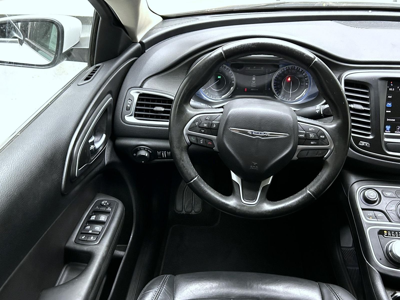 Used 2016 White Chrysler Limited image 12