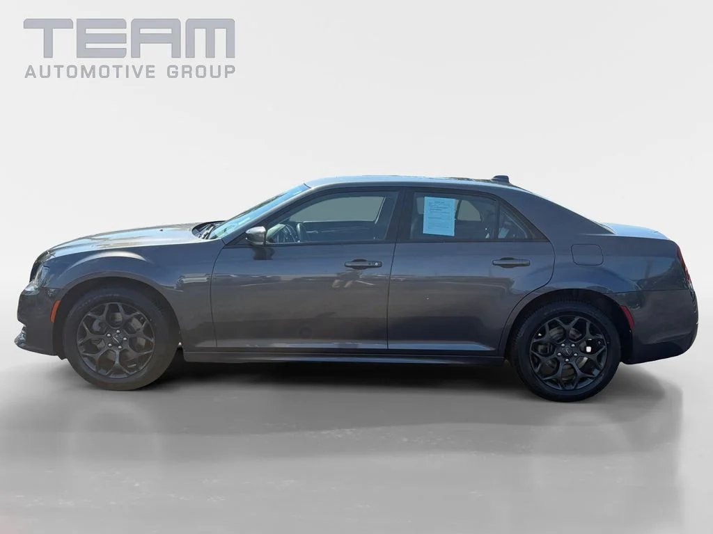 Used 2022 Gray Chrysler Touring image 4