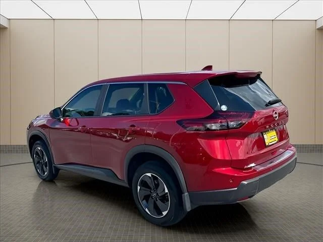 Used 2025 Red Nissan SV image 4