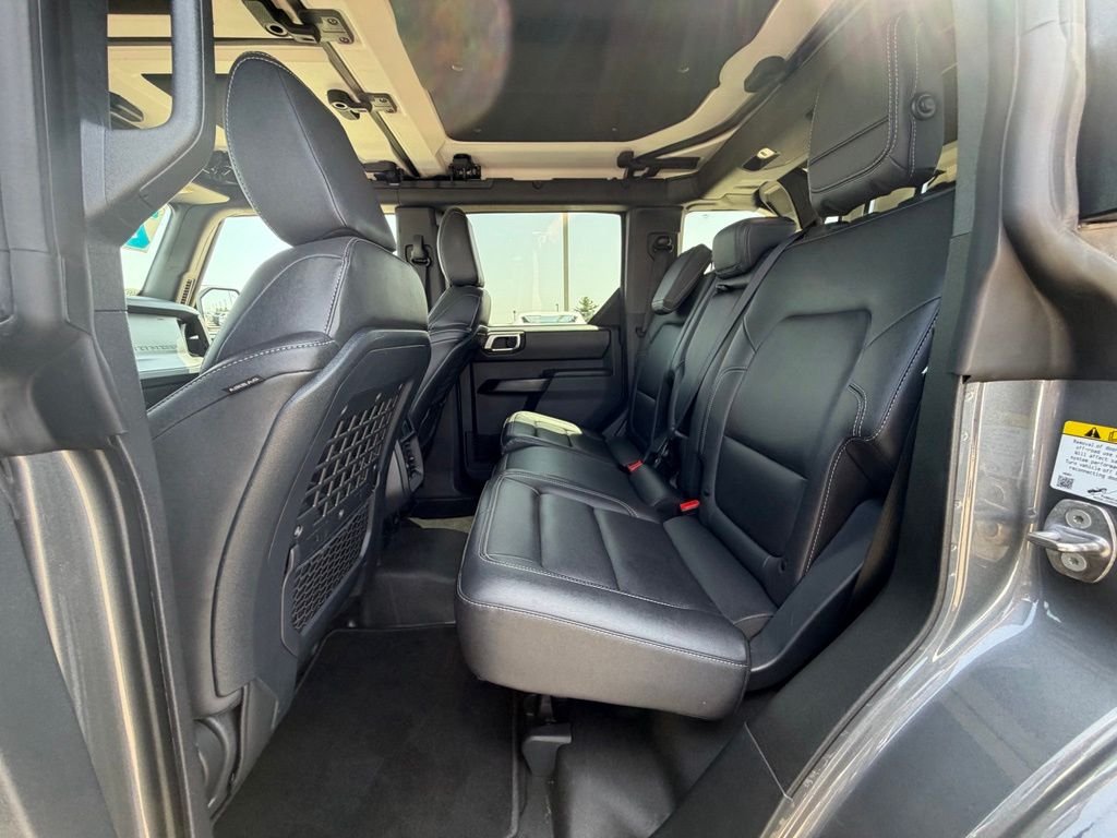 Used 2025 Gray Metallic Ford Badlands image 28