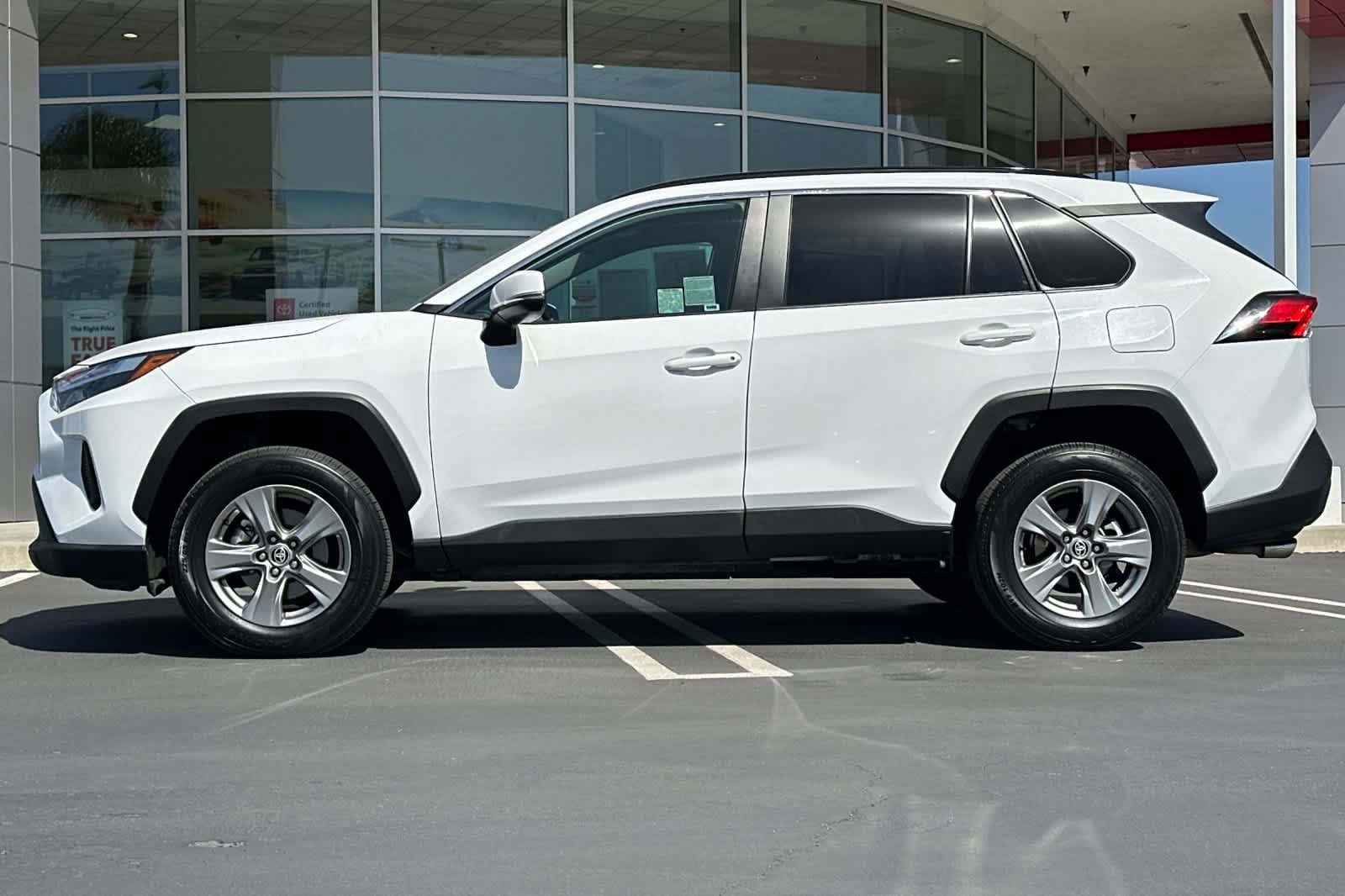 Used 2024 Ice Cap Toyota XLE image 7