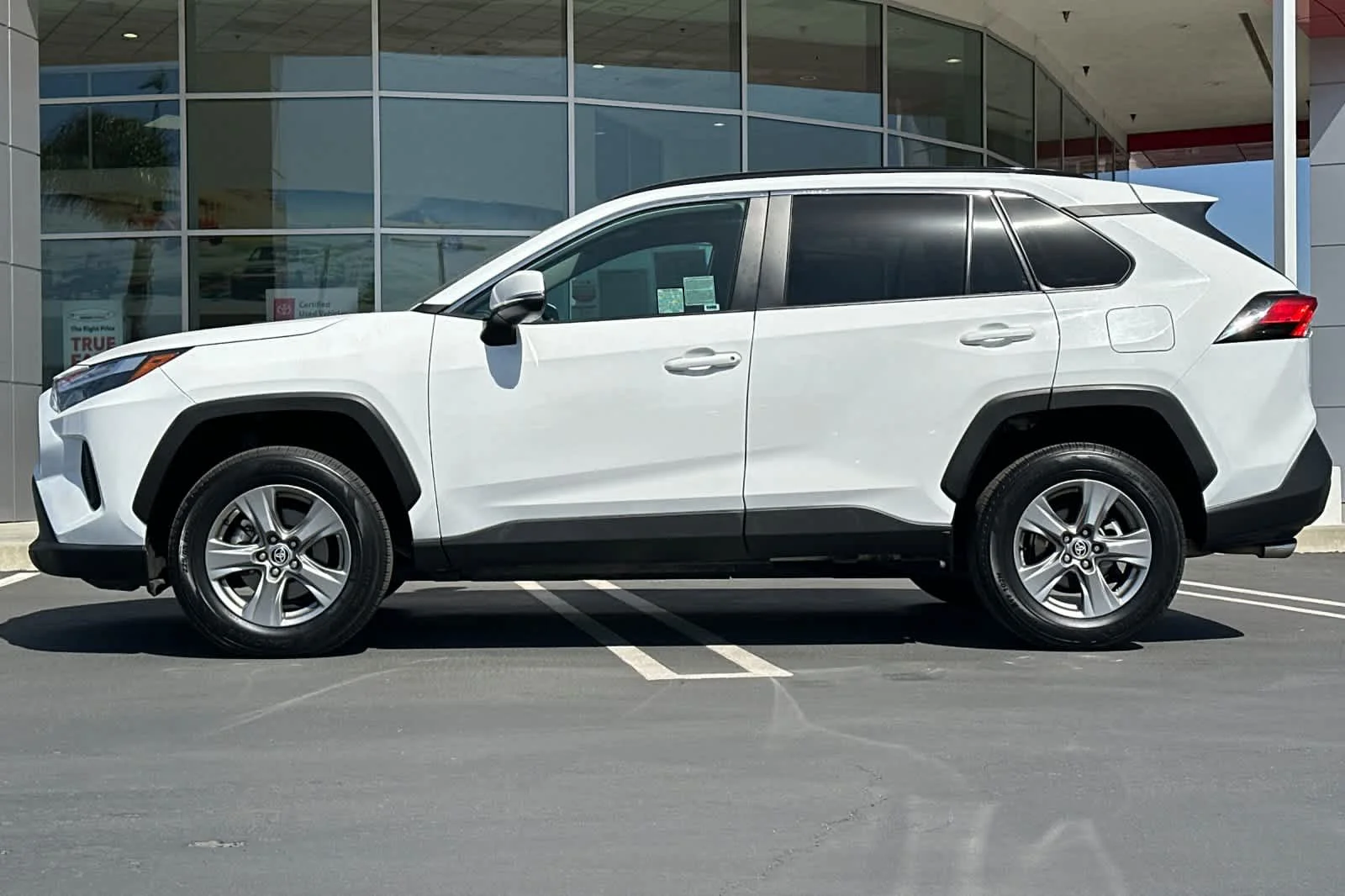 Certified Used 2024 Ice Cap Toyota XLE image 7