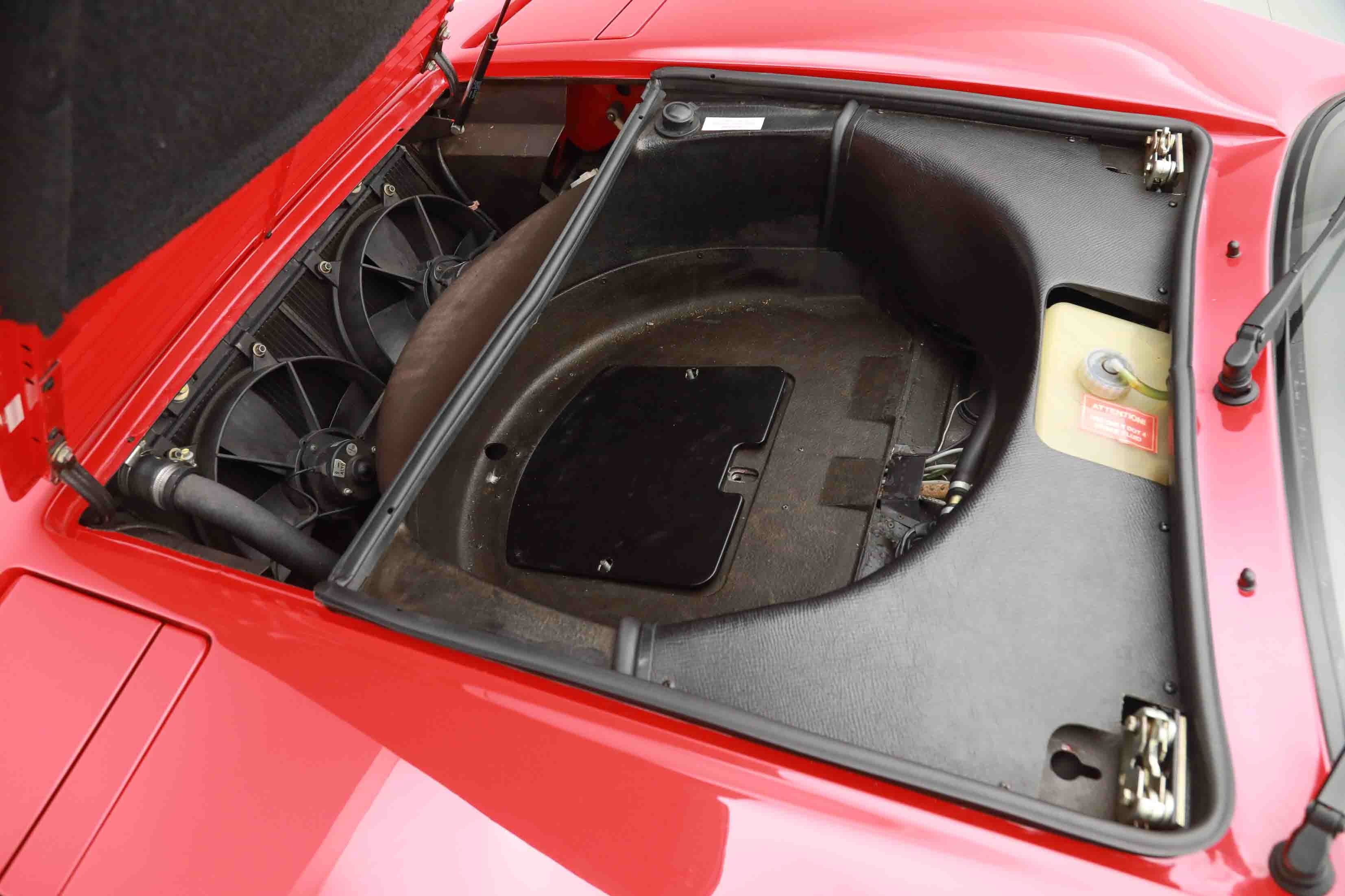 1989 Ferrari 328 - Photo 32