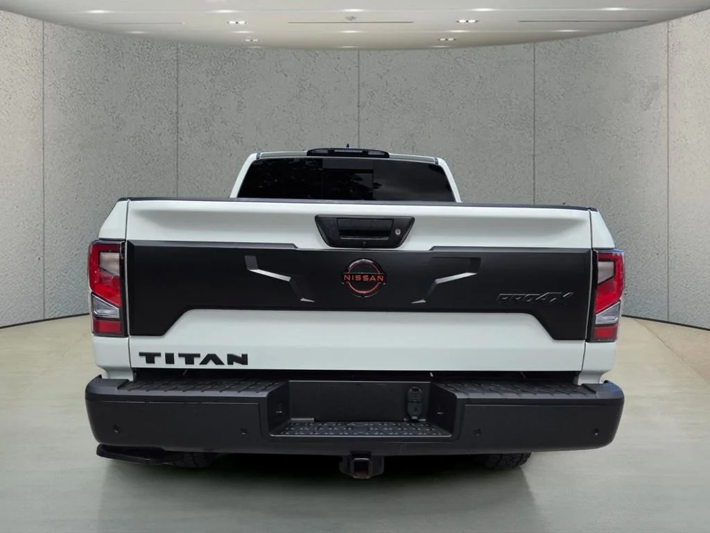 Used 2024 Glacier White Nissan PRO-4X image 4