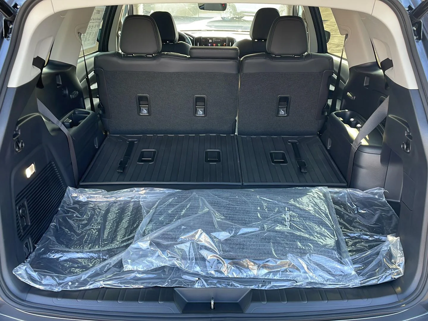 New 2026 Magnetite Gray Metallic Subaru Premium image 29