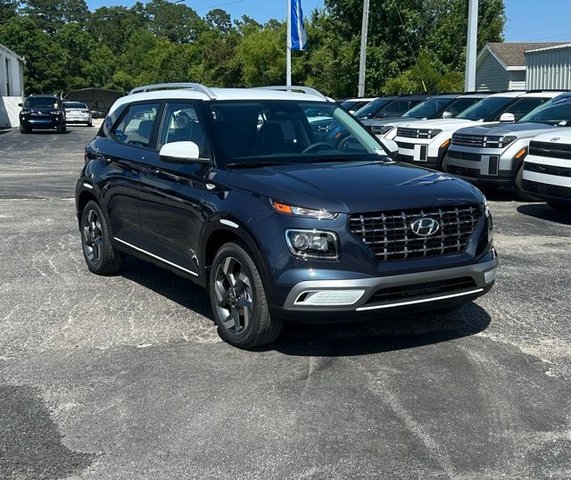 2026 Hyundai VENUE SEL w/Two-Tone Roof