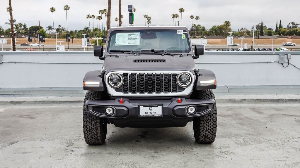 New 2026 Crystal Metallic Jeep Rubicon image 3
