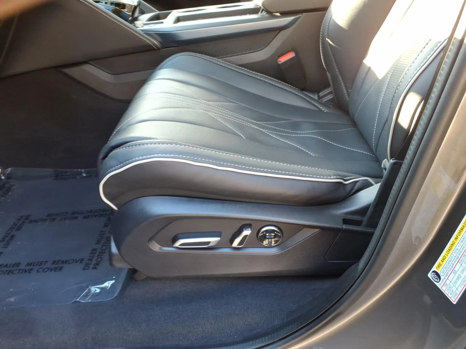 Certified Used 2026 Liquid Carbon Metallic Acura SH-AWD with Advance Package image 23