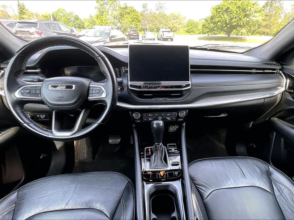 Used 2022 Bright White Clearcoat Jeep Limited image 21