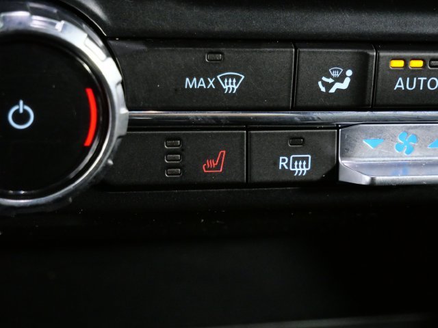Used 2023 White Ford XLT image 26
