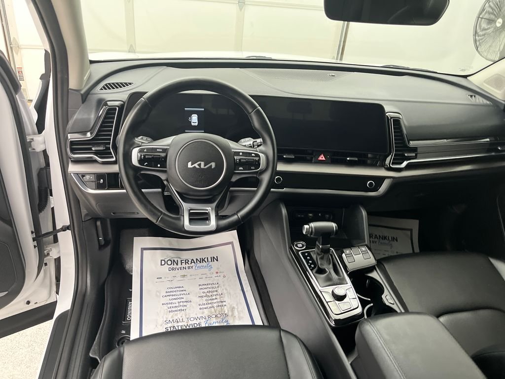 Used 2024 White Kia EX image 14
